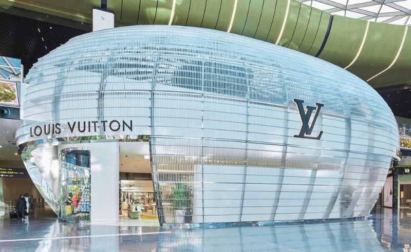 Where Luxury and Lavishness Combine: Louis Vuitton Opens